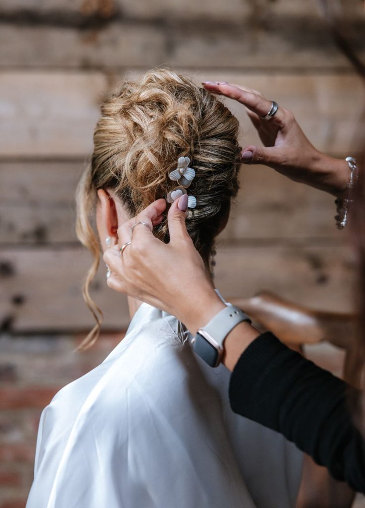 what to expect from your bridal hair trial ashleigh buntings wedding hair